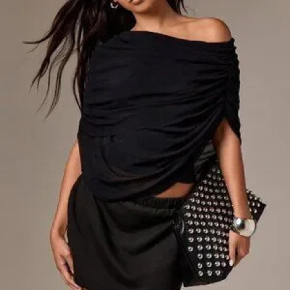 Black Casual Women's Elegant Draped Off Shoulder Top